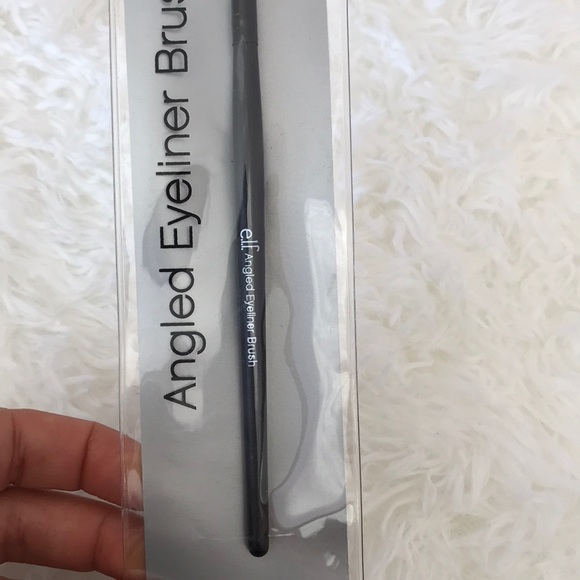 ELF Makeup Elf Angled Eyeliner Brush Poshmark